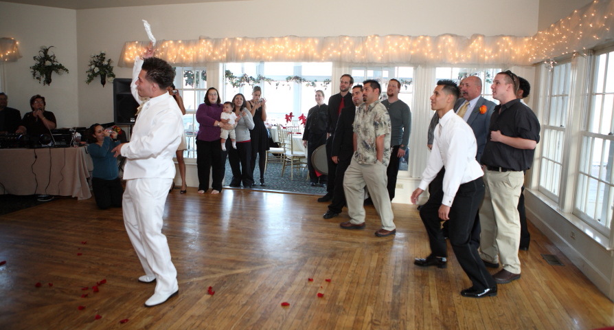 Garter toss